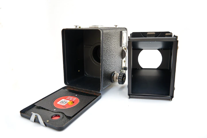 Photo of the back of the Kodak Six-20 Brownie E with the back open.